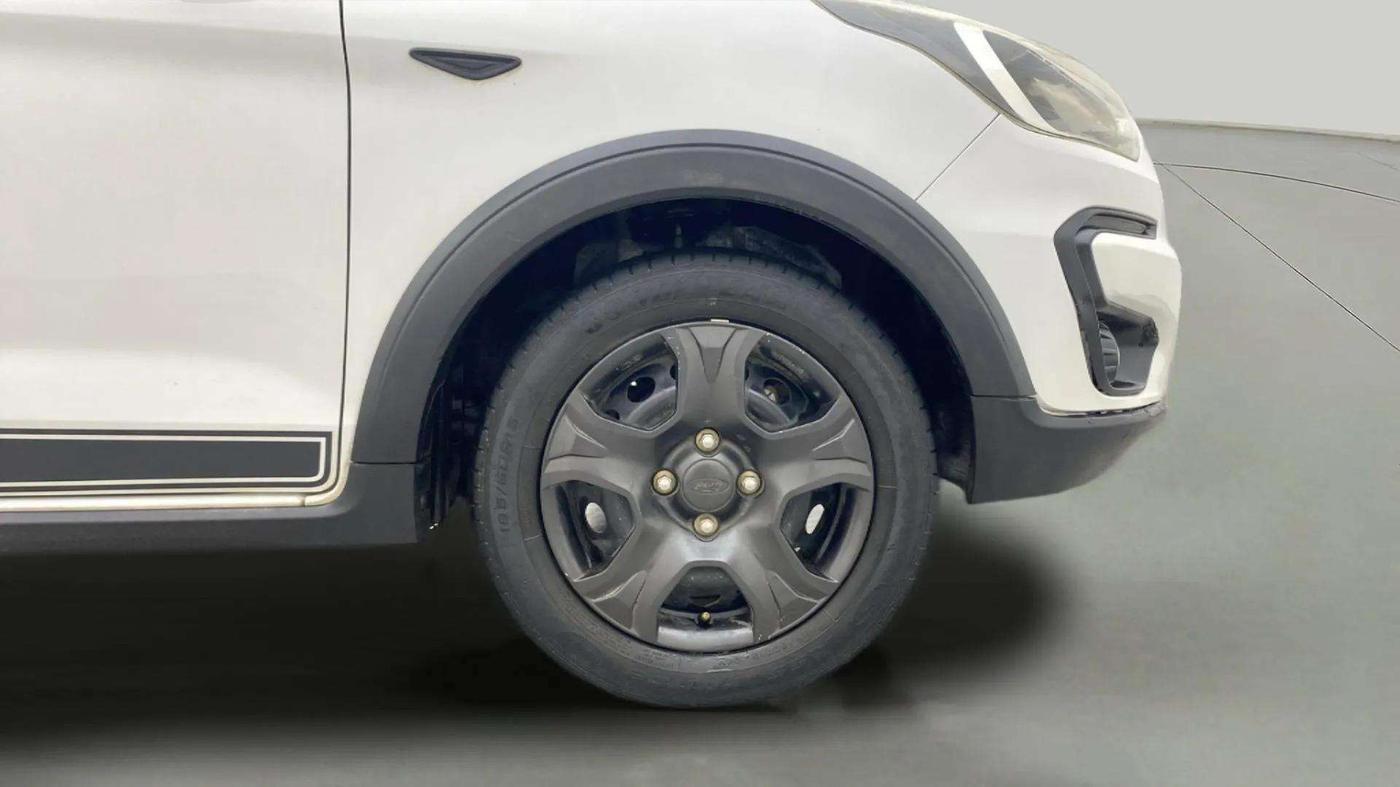 2018 Ford FREESTYLE TREND 1.2 PETROL, Petrol, Manual, 32,422 km, Right Front Wheel