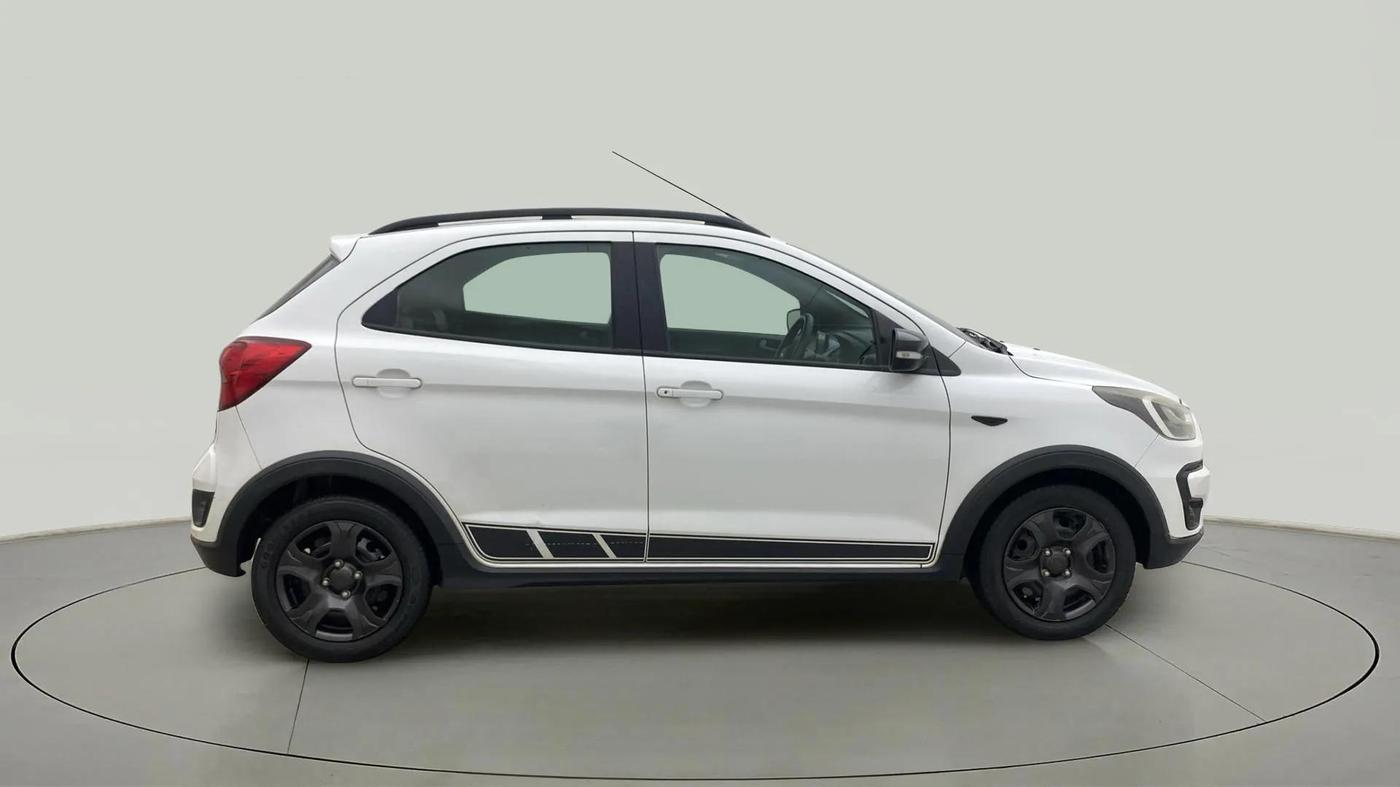 2018 Ford FREESTYLE TREND 1.2 PETROL, Petrol, Manual, 32,422 km, Right Side View