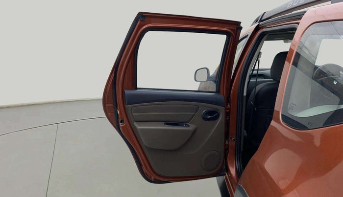 2017 Renault Duster RXL 1.6 PETROL, Petrol, Manual, 32,061 km, LHS Rear Door