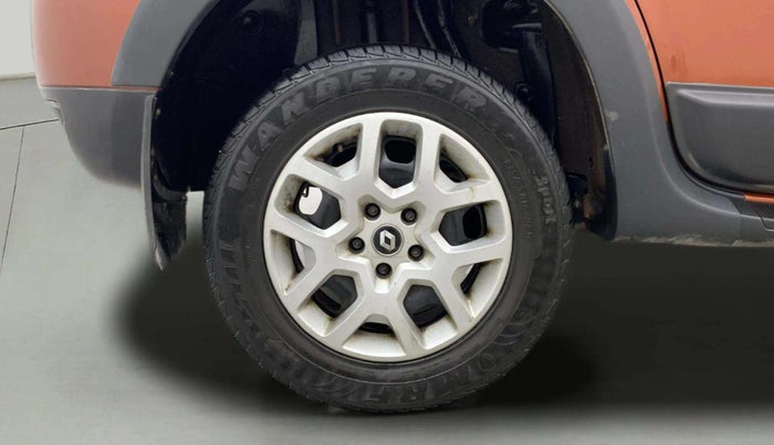 2017 Renault Duster RXL 1.6 PETROL, Petrol, Manual, 32,061 km, Right Rear Wheel