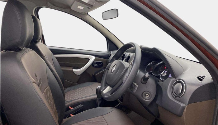 2017 Renault Duster RXL 1.6 PETROL, Petrol, Manual, 32,061 km, Right Side Front Door Cabin