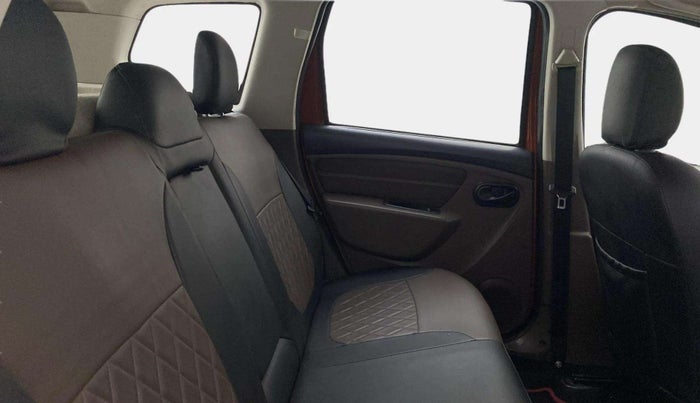2017 Renault Duster RXL 1.6 PETROL, Petrol, Manual, 32,061 km, Right Side Rear Door Cabin