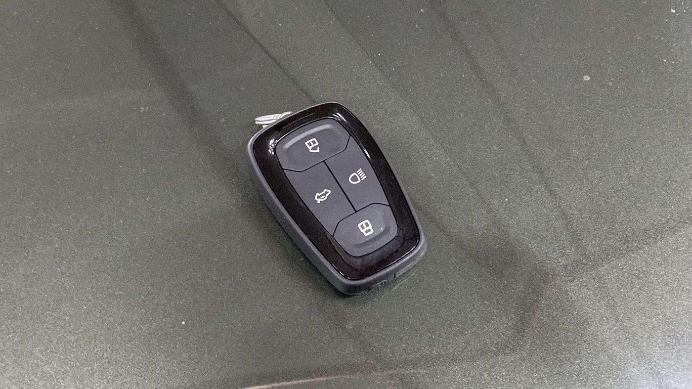2022 Tata NEXON XZ PLUS PETROL, Petrol, Manual, 3,373 km, Key Close Up