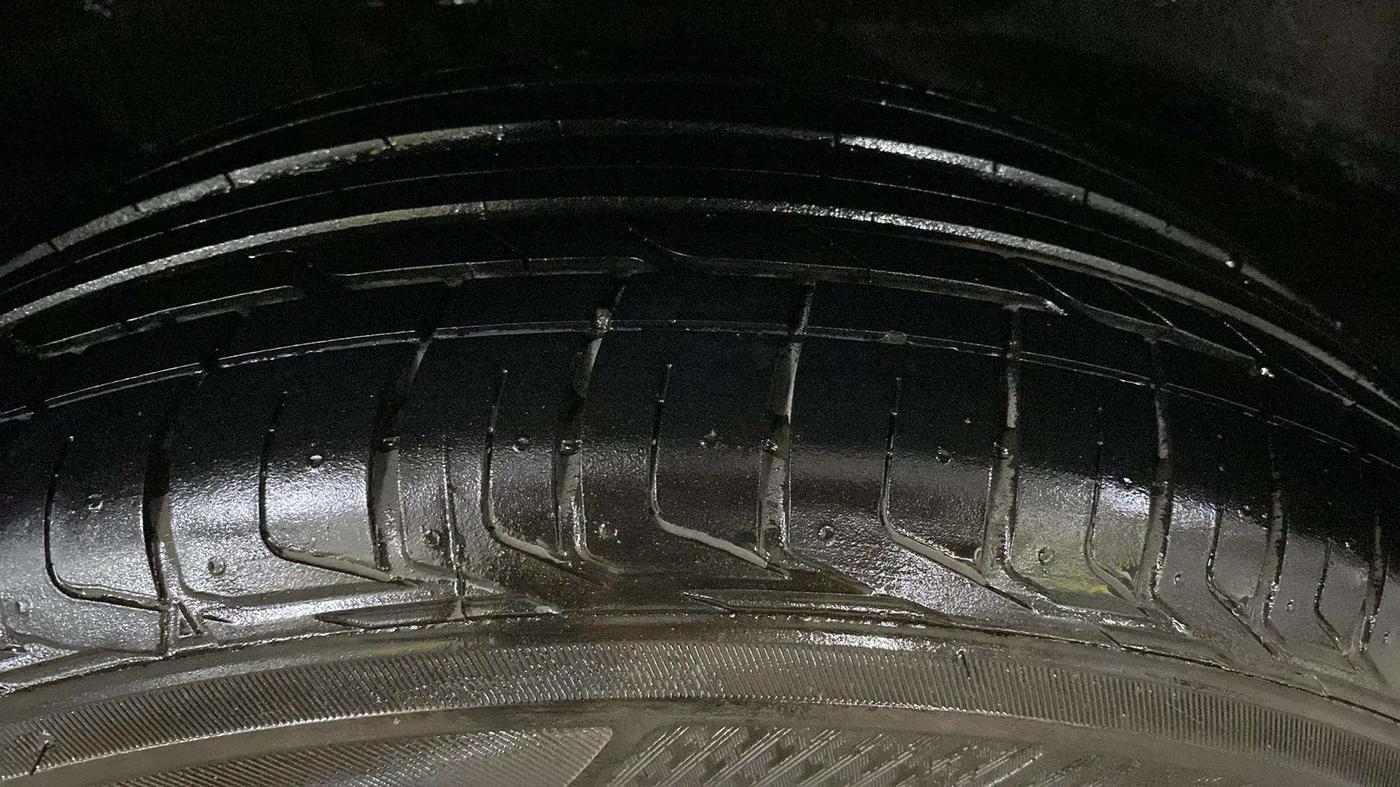 2022 Tata NEXON XZ PLUS PETROL, Petrol, Manual, 3,373 km, Right Rear Tyre Tread