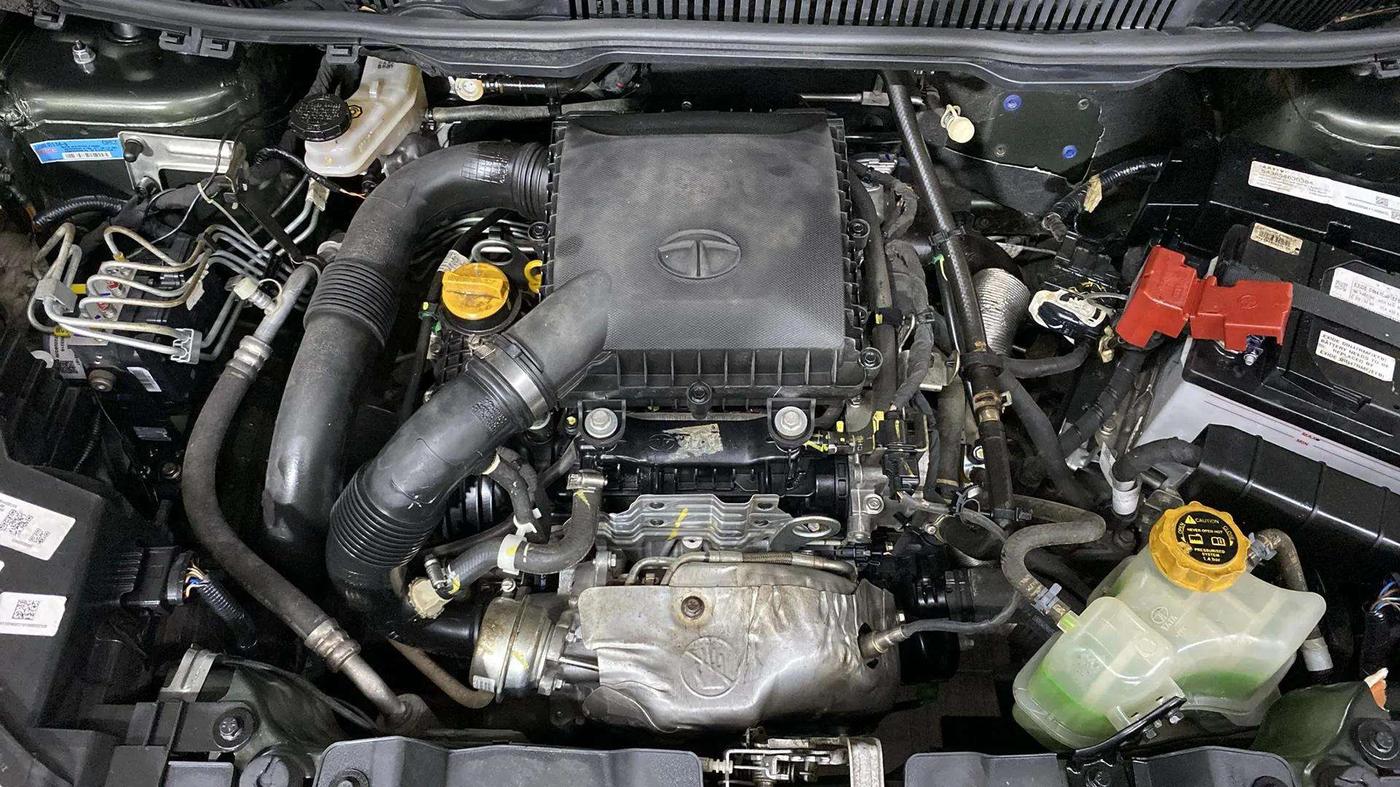 2022 Tata NEXON XZ PLUS PETROL, Petrol, Manual, 3,373 km, Engine View