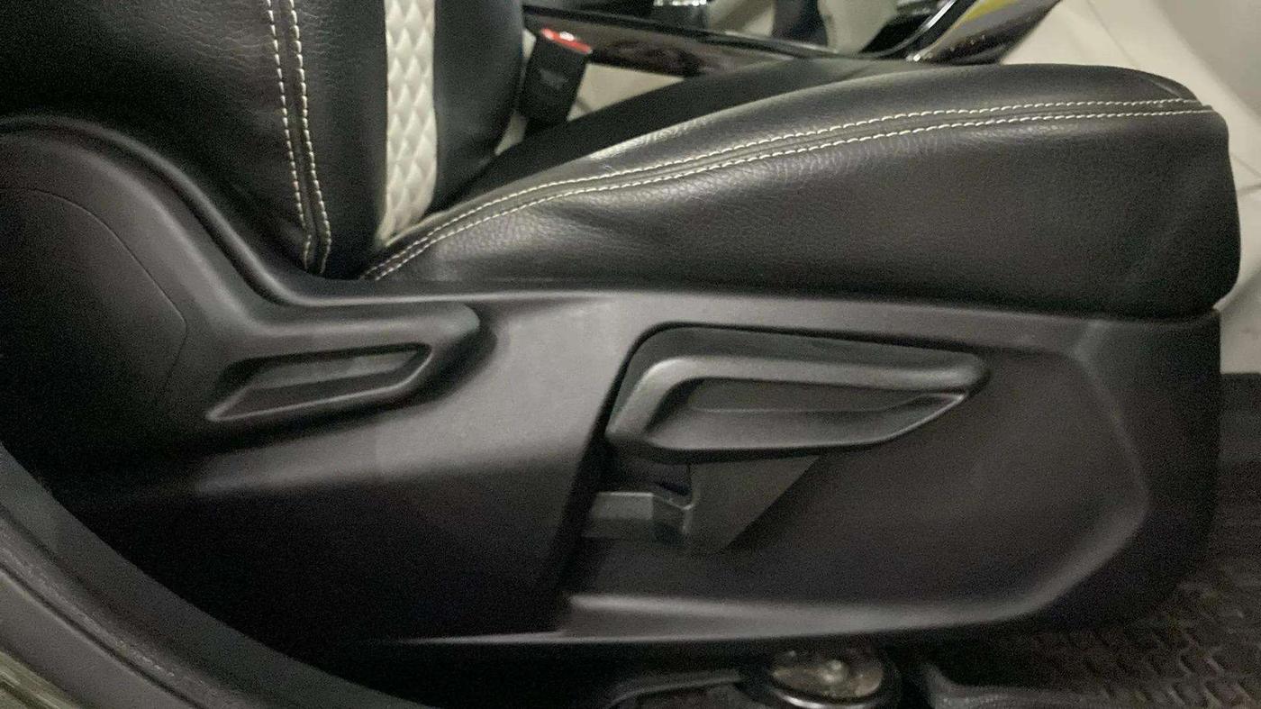 2022 Tata NEXON XZ PLUS PETROL, Petrol, Manual, 3,373 km, Driver Side Adjustment Panel