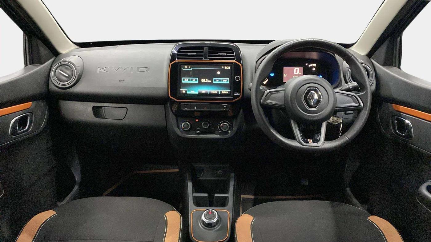 2020 Renault Kwid CLIMBER 1.0 AMT (O), Petrol, Automatic, 15,888 km, Dashboard