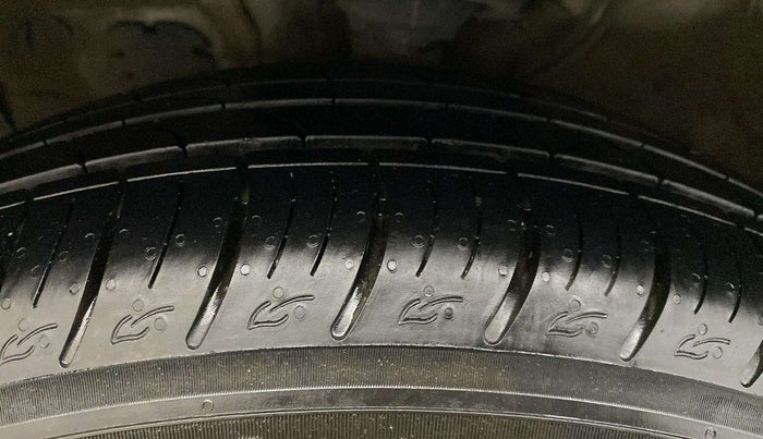 2019 Hyundai Creta SX AT 1.6 PETROL, Petrol, Automatic, 26,106 km, Left Front Tyre Tread