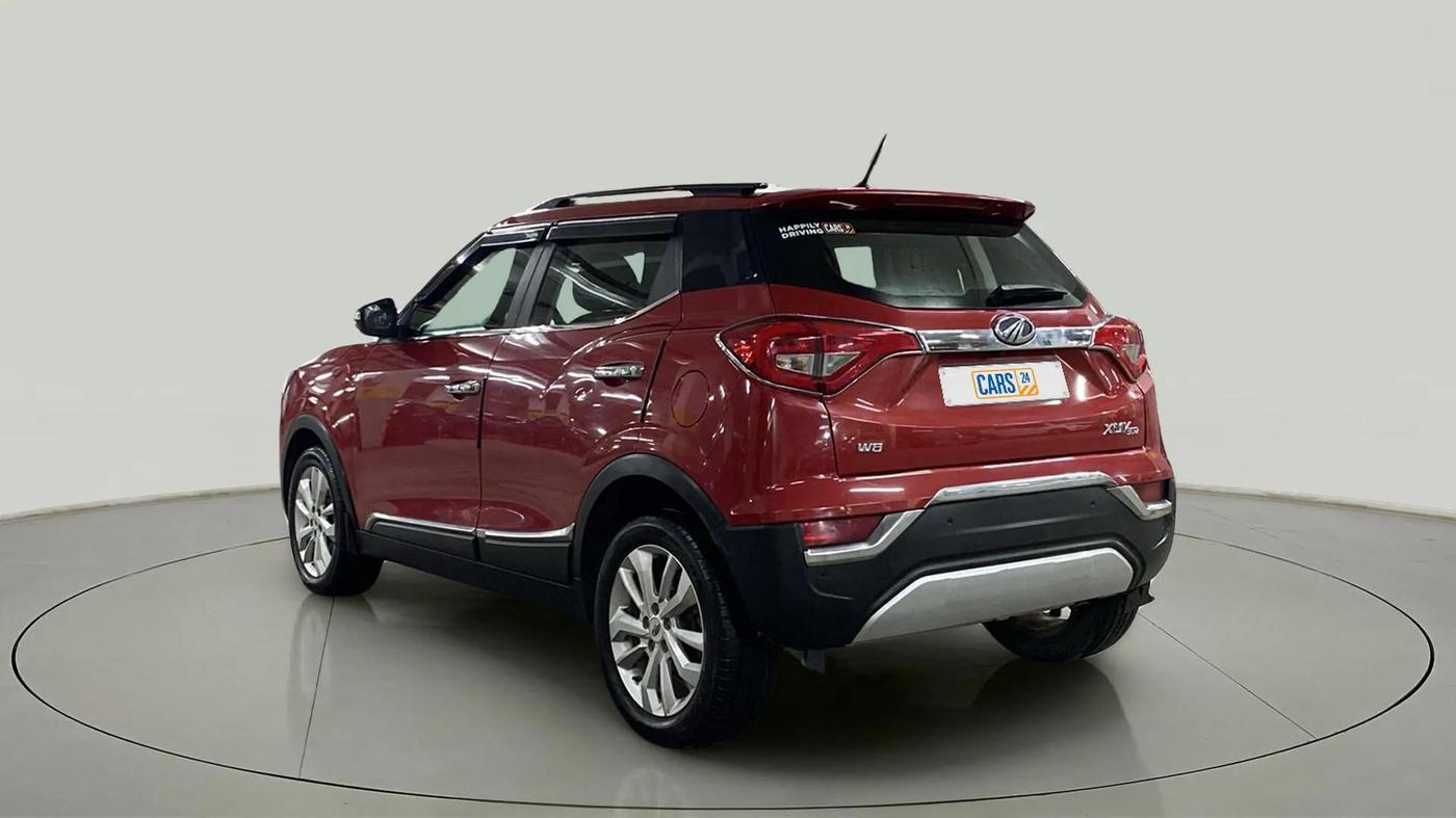 2020 Mahindra XUV300 W8 1.2 PETROL, Petrol, Manual, 21,642 km, Left Back Diagonal