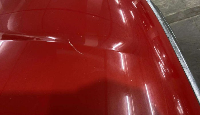 2020 Mahindra XUV300 W8 1.2 PETROL, Petrol, Manual, 21,686 km, Bonnet (hood) - Minor scratches