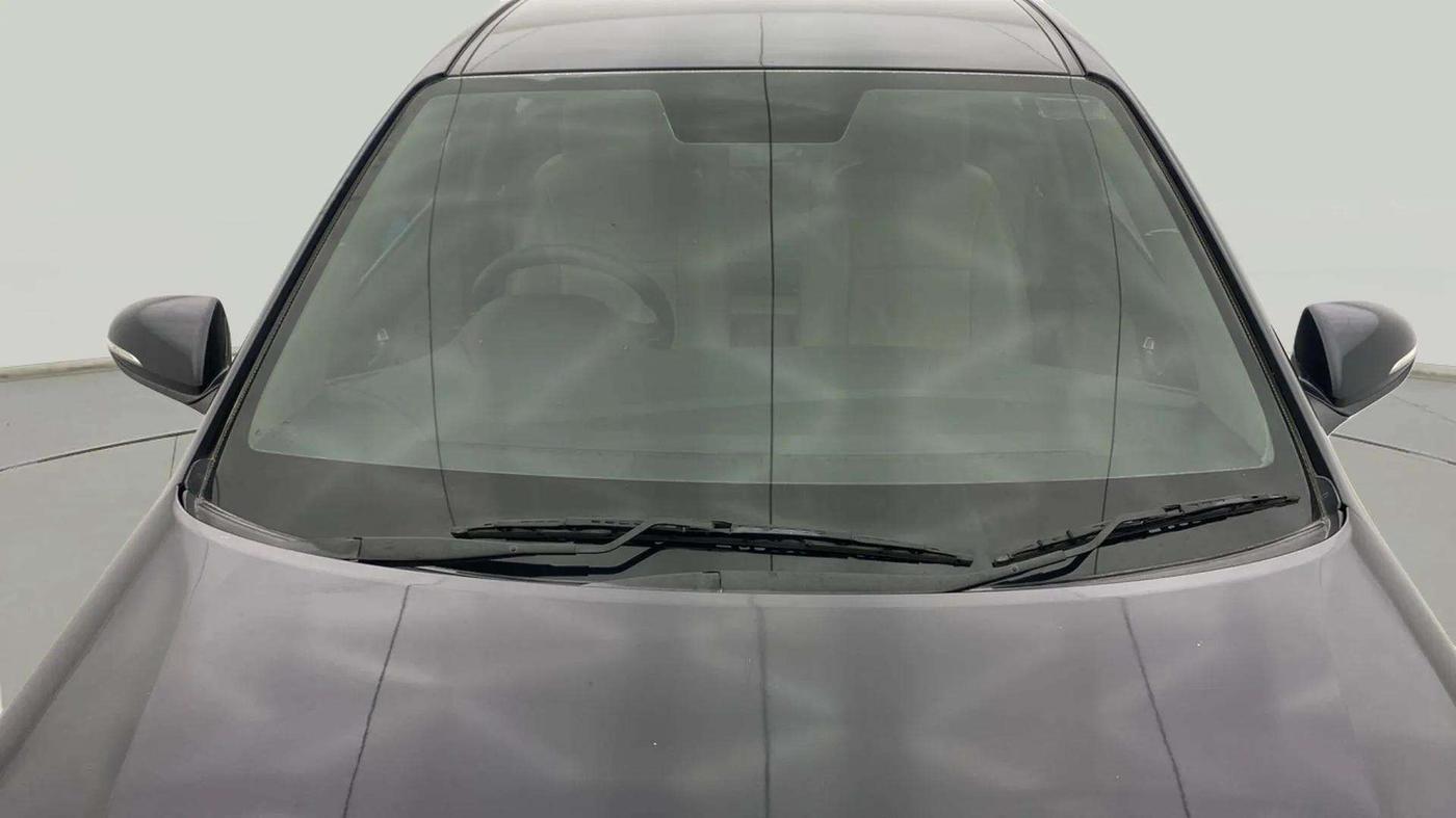 2019 Hyundai Verna 1.6 VTVT SX, Petrol, Manual, 79,165 km, Front Windshield