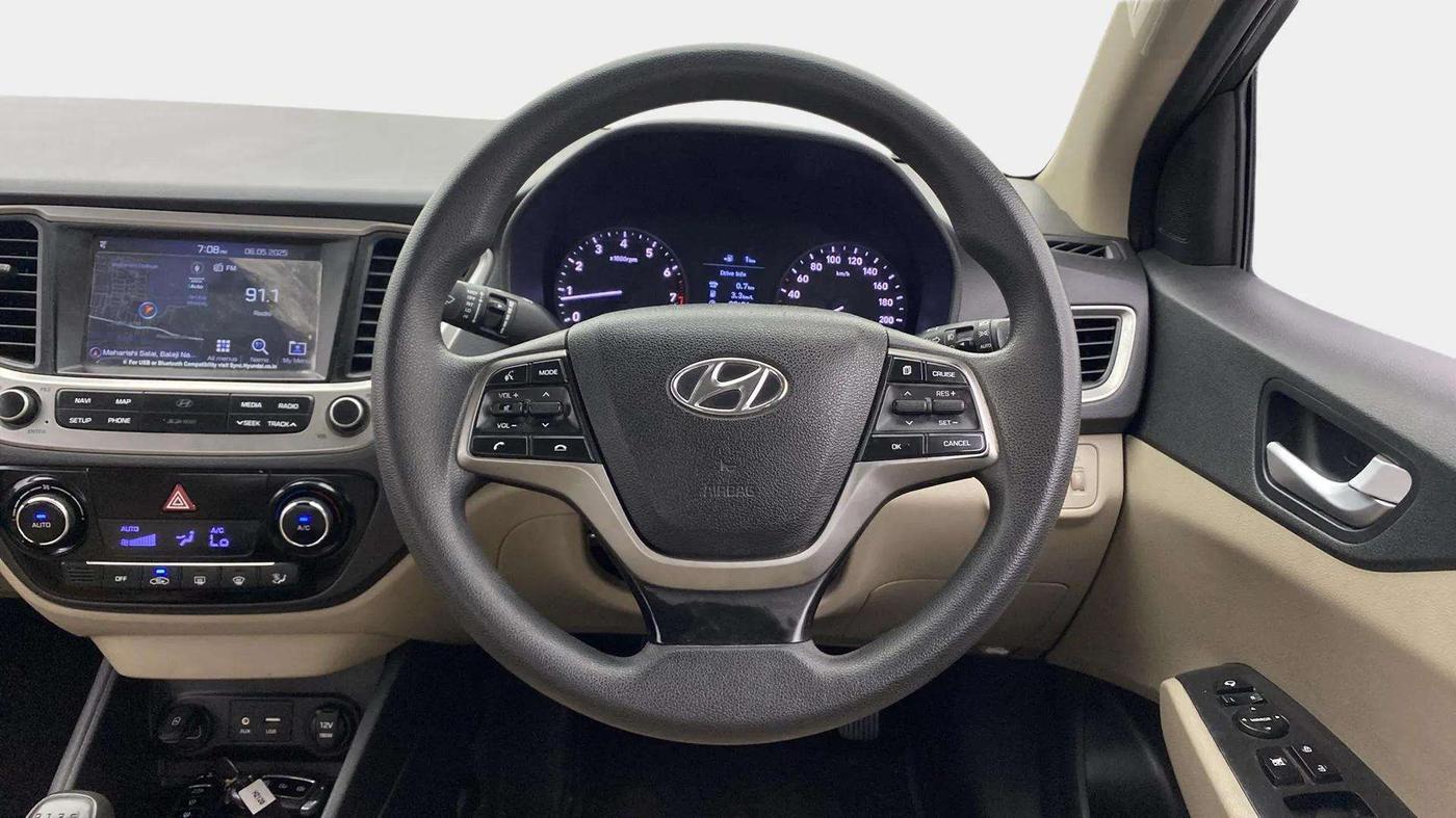2019 Hyundai Verna 1.6 VTVT SX, Petrol, Manual, 79,165 km, Steering Wheel Close Up