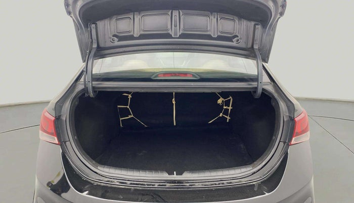 2019 Hyundai Verna 1.6 VTVT SX, Petrol, Manual, 79,165 km, Boot Open Zoomed View