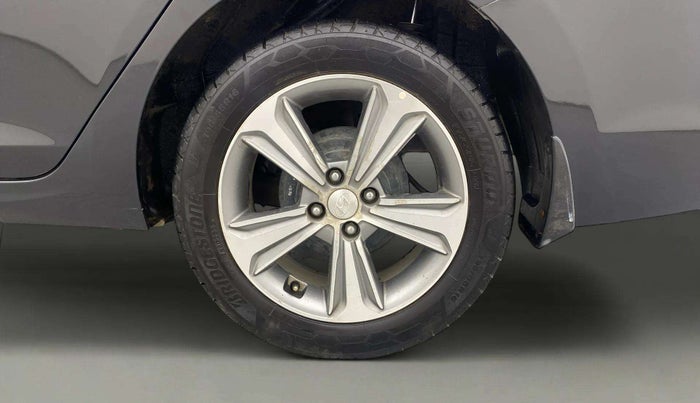 2019 Hyundai Verna 1.6 VTVT SX, Petrol, Manual, 79,165 km, Left Rear Wheel