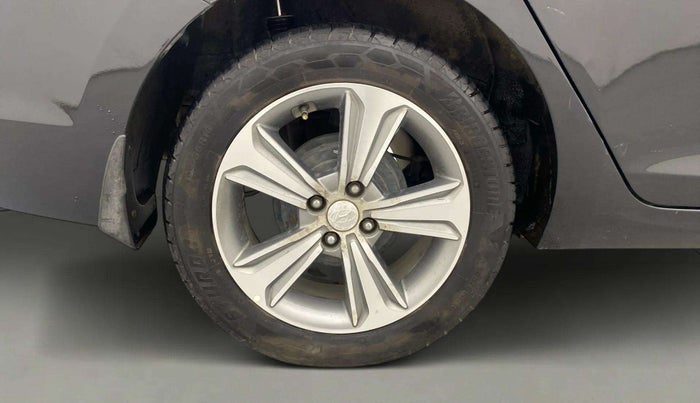 2019 Hyundai Verna 1.6 VTVT SX, Petrol, Manual, 79,165 km, Right Rear Wheel