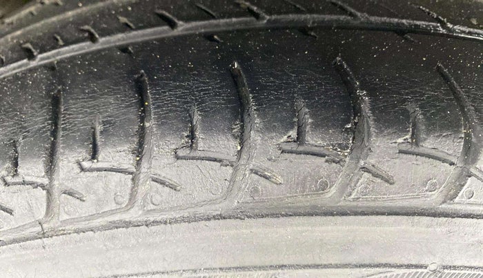 2018 Maruti Celerio ZXI AMT, Petrol, Automatic, 53,368 km, Right Front Tyre Tread