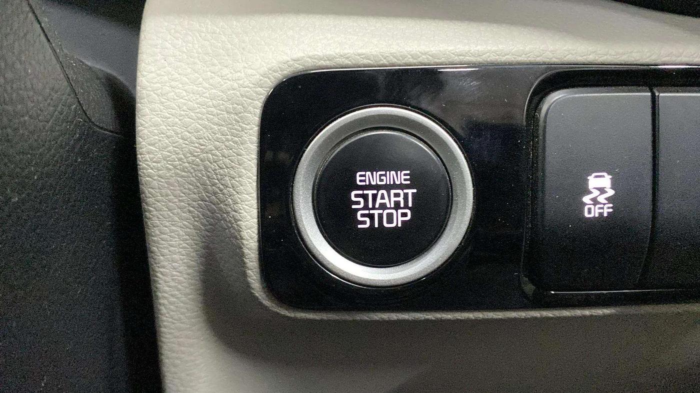 2023 KIA SONET HTX 1.0 IMT, Petrol, Manual, 8,942 km, Keyless Start/ Stop Button