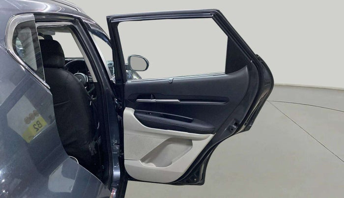 2023 KIA SONET HTX 1.0 IMT, Petrol, Manual, 8,942 km, RHS Rear Door
