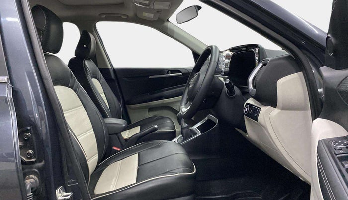 2023 KIA SONET HTX 1.0 IMT, Petrol, Manual, 8,942 km, Right Side Front Door Cabin