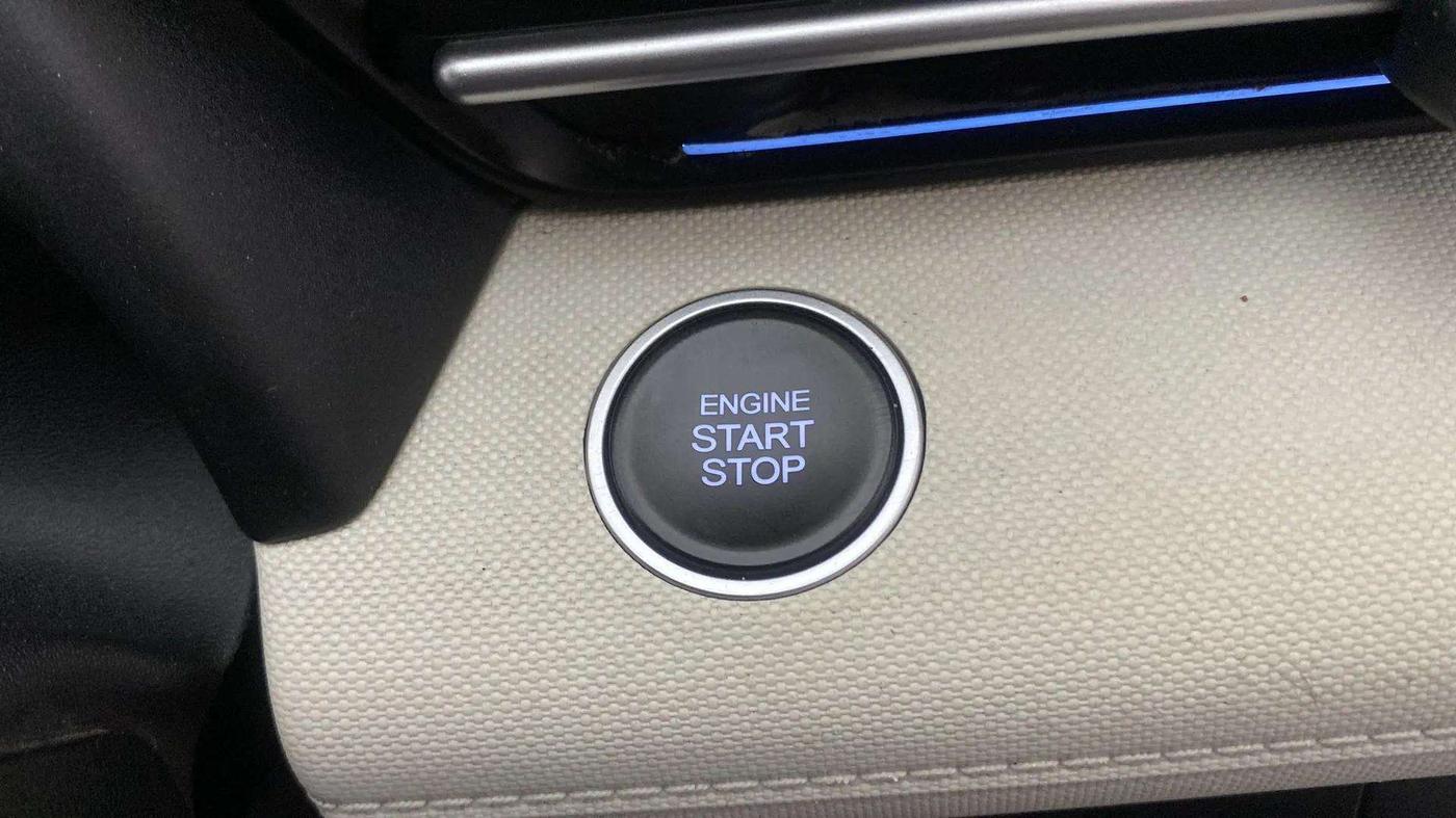 2023 Hyundai Verna SX 1.5 VTVT IVT, Petrol, Automatic, 25,193 km, Keyless Start/ Stop Button