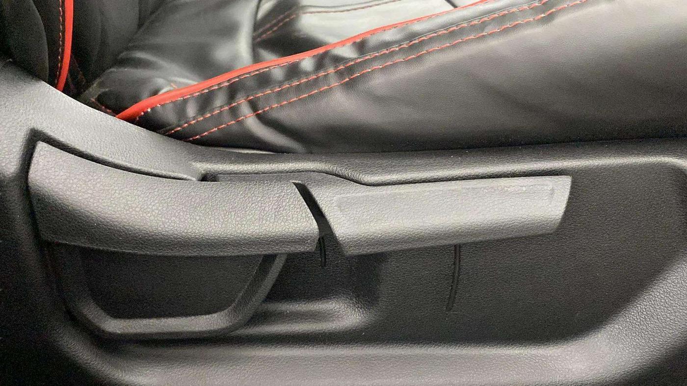 2023 Hyundai Verna SX 1.5 VTVT IVT, Petrol, Automatic, 25,193 km, Driver Side Adjustment Panel