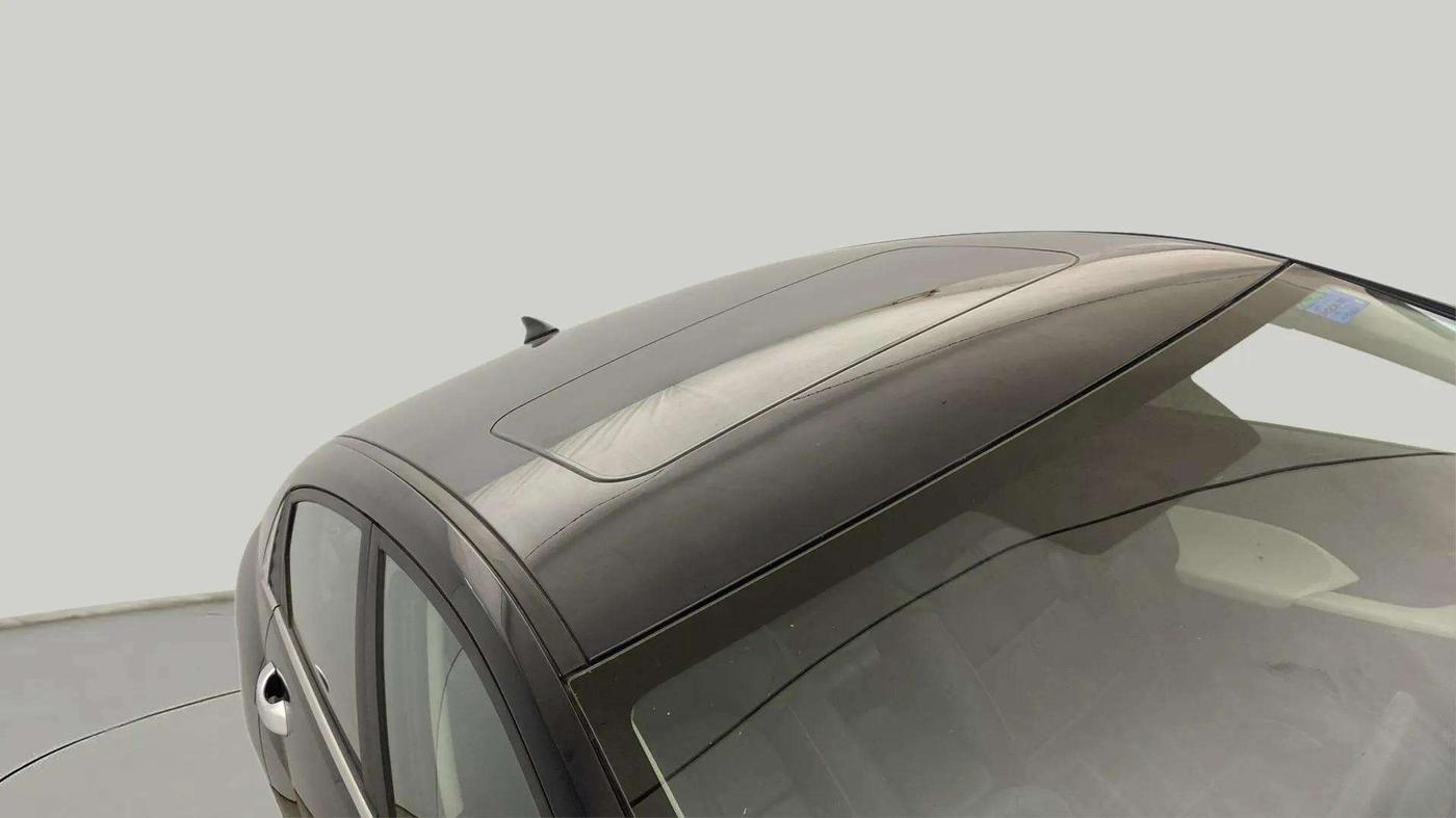 2023 Hyundai Verna SX 1.5 VTVT IVT, Petrol, Automatic, 25,193 km, Roof