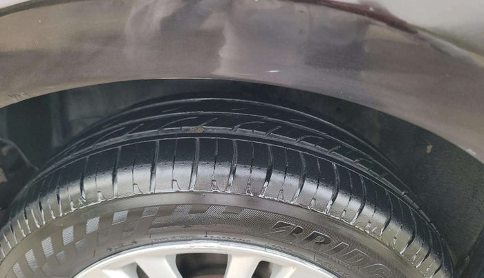 2018 Toyota YARIS V CVT, Petrol, Automatic, 1,33,567 km, Left Front Tyre Tread
