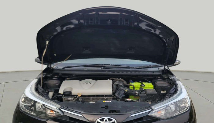 2018 Toyota YARIS V CVT, Petrol, Automatic, 1,33,567 km, Open Bonet