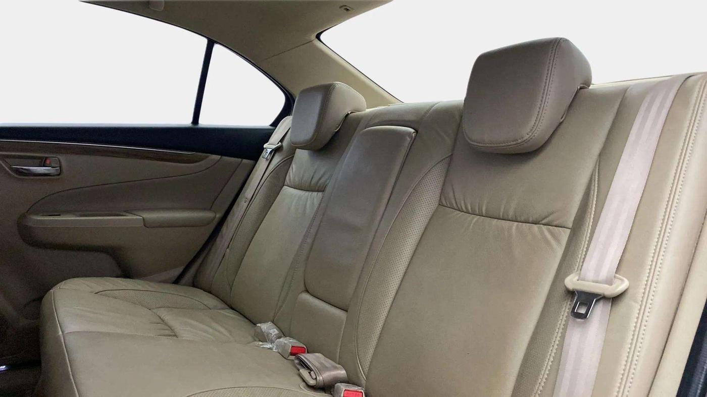 2019 Maruti Ciaz ALPHA 1.5 SHVS PETROL, Petrol, Manual, 43,475 km, Right Side Rear Door Cabin