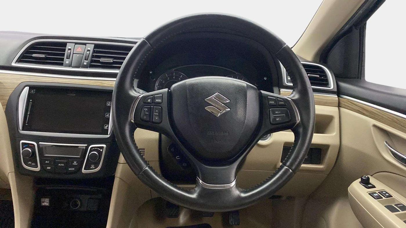 2019 Maruti Ciaz ALPHA 1.5 SHVS PETROL, Petrol, Manual, 43,475 km, Steering Wheel Close Up