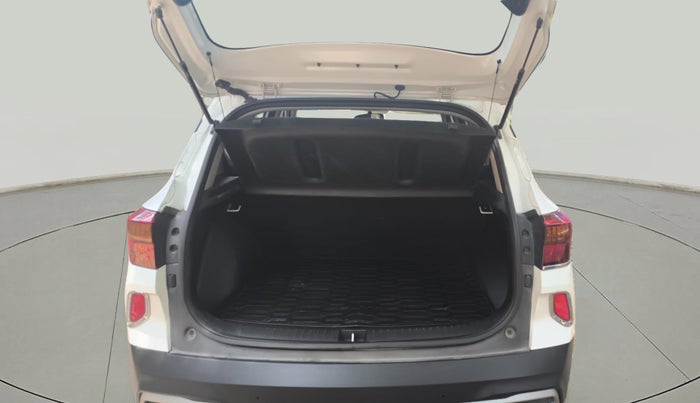 2020 KIA SELTOS HTK PLUS 1.5, Petrol, Manual, 49,671 km, Boot Inside