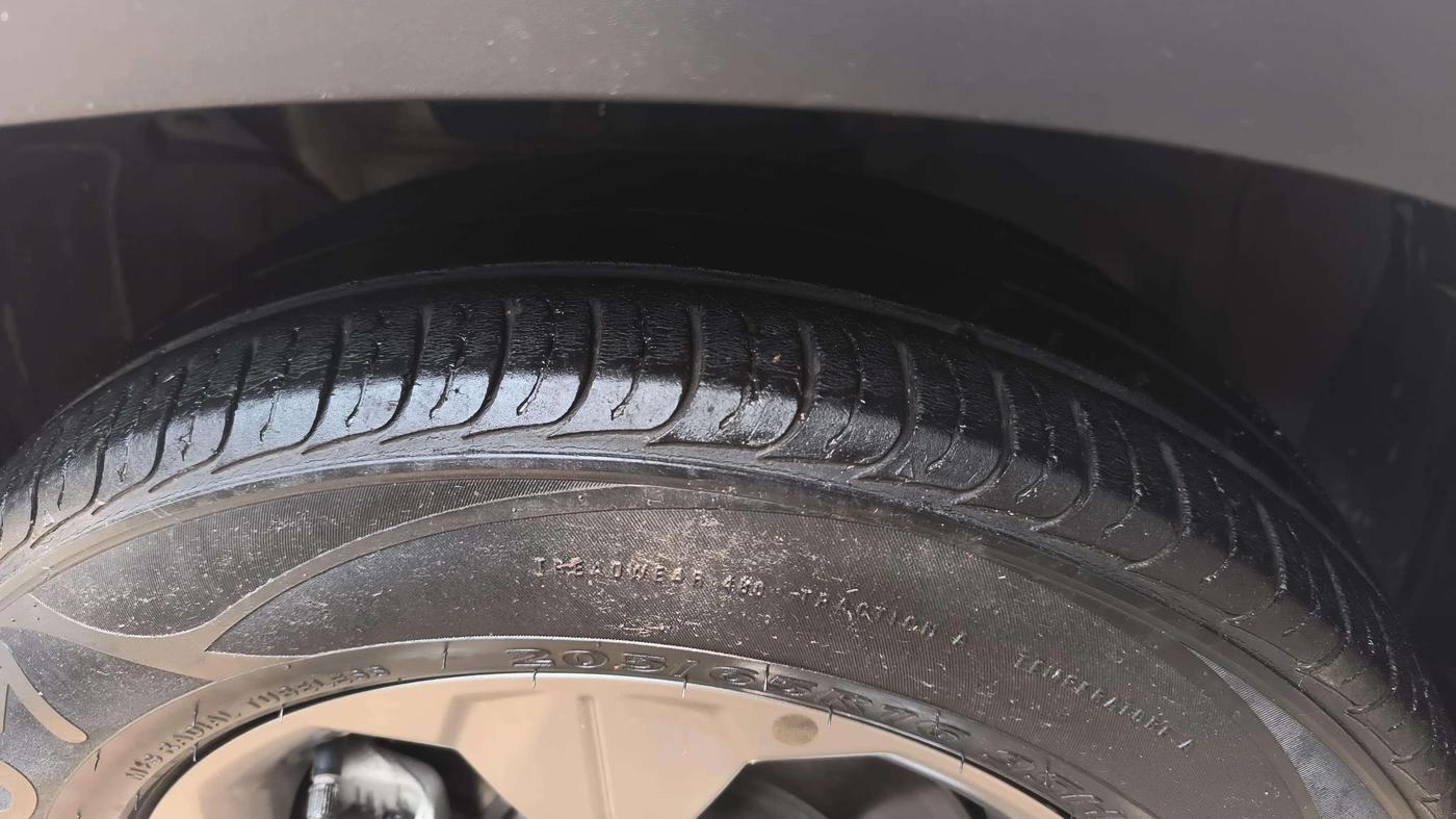 2020 KIA SELTOS HTK PLUS 1.5, Petrol, Manual, 49,671 km, Left Front Tyre Tread