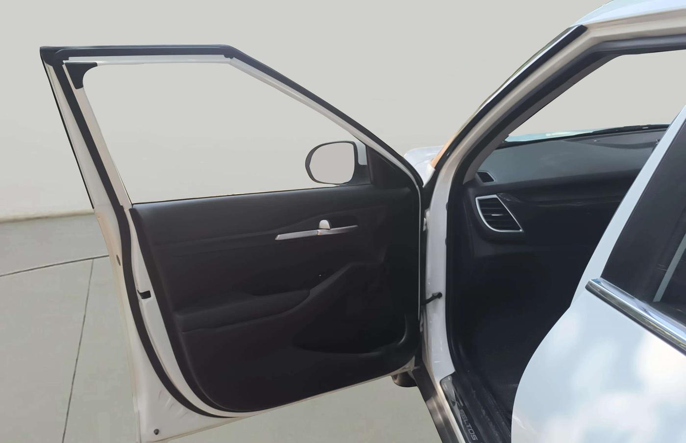 2020 KIA SELTOS HTK PLUS 1.5, Petrol, Manual, 49,671 km, LHS Rear Door