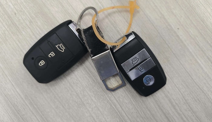 2020 KIA SELTOS HTK PLUS 1.5, Petrol, Manual, 49,671 km, Key Close Up