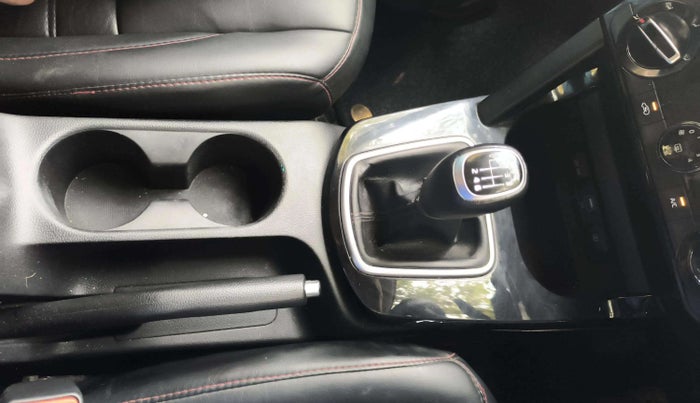 2020 KIA SELTOS HTK PLUS 1.5, Petrol, Manual, 49,671 km, Gear Lever