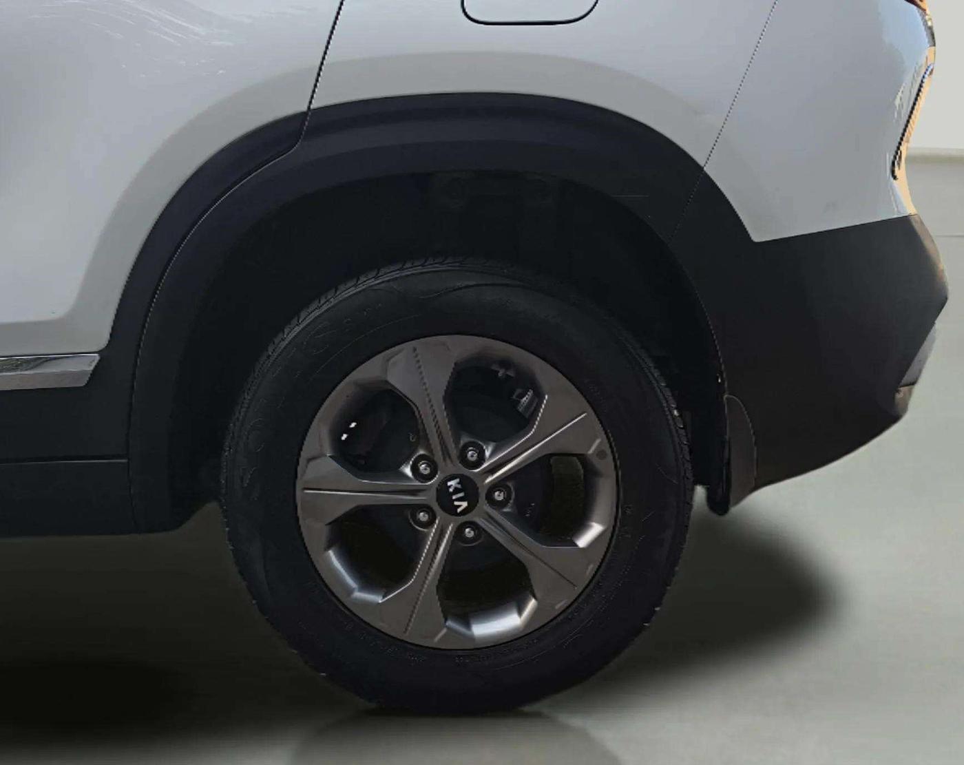 2020 KIA SELTOS HTK PLUS 1.5, Petrol, Manual, 49,671 km, Left Rear Wheel
