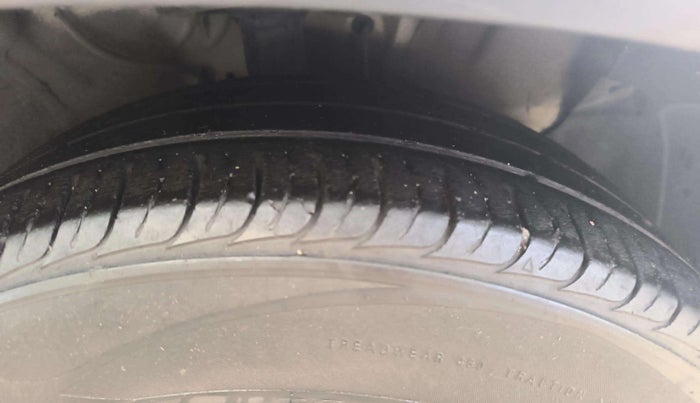 2020 KIA SELTOS HTK PLUS 1.5, Petrol, Manual, 49,671 km, Right Front Tyre Tread