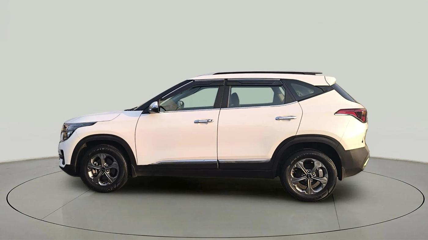 2020 KIA SELTOS HTK PLUS 1.5, Petrol, Manual, 49,671 km, Left Side