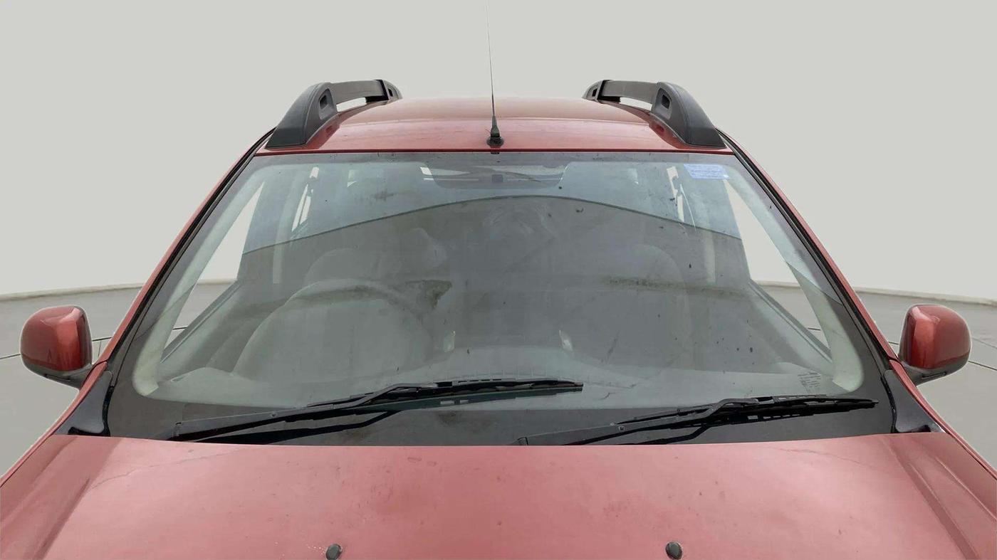 2017 Renault Duster RXL PETROL, Petrol, Manual, 39,597 km, Front Windshield