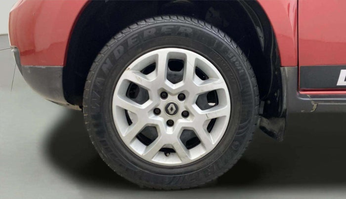 2017 Renault Duster RXL PETROL, Petrol, Manual, 39,597 km, Left Front Wheel