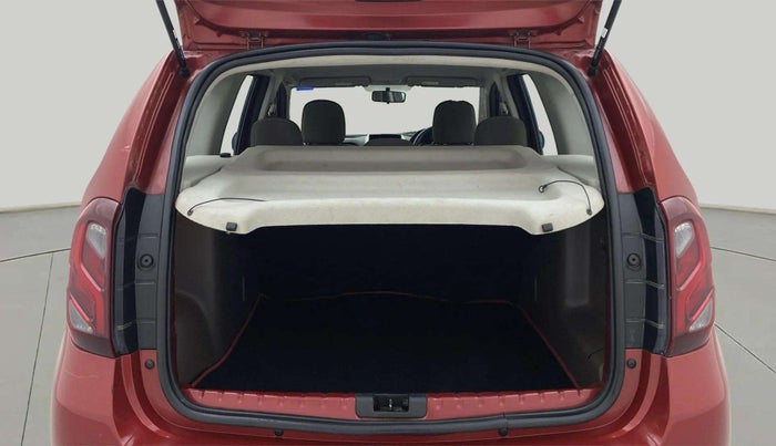 2017 Renault Duster RXL PETROL, Petrol, Manual, 39,597 km, Boot Open Zoomed View