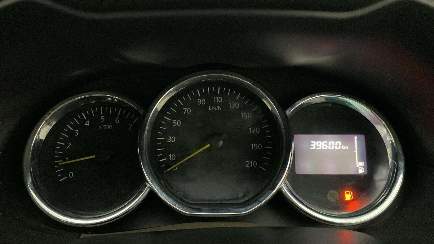 2017 Renault Duster RXL PETROL, Petrol, Manual, 39,597 km, Odometer Image