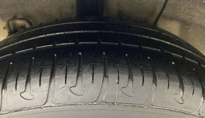 2019 Hyundai Grand i10 SPORTZ 1.2 KAPPA VTVT, Petrol, Manual, 30,507 km, Right Rear Tyre Tread