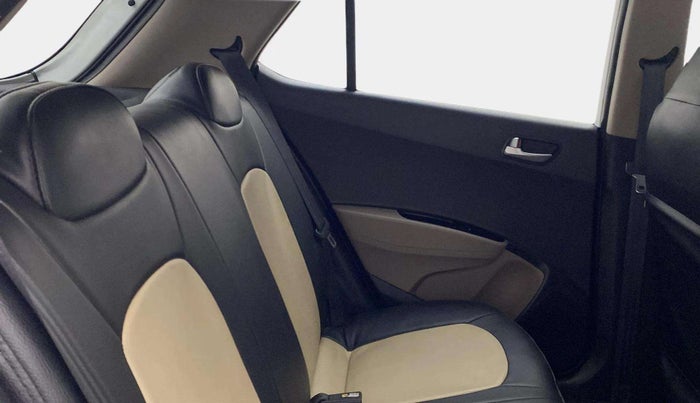 2019 Hyundai Grand i10 SPORTZ 1.2 KAPPA VTVT, Petrol, Manual, 30,507 km, Right Side Rear Door Cabin