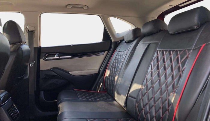 2020 KIA SELTOS HTX 1.5 PETROL, Petrol, Manual, 34,314 km, Right Side Rear Door Cabin