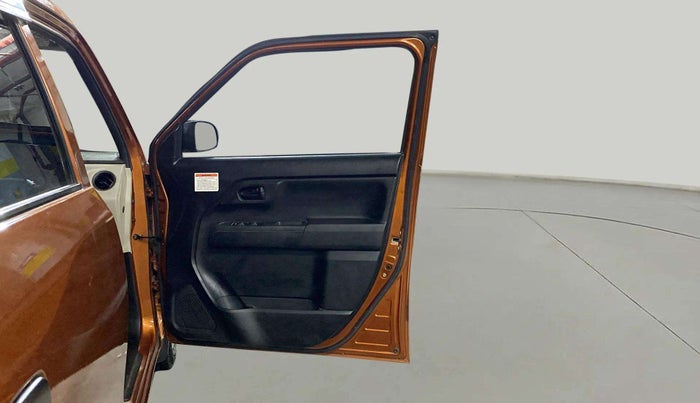 2021 Maruti New Wagon-R LXI CNG 1.0, CNG, Manual, 41,093 km, RHS Front Door