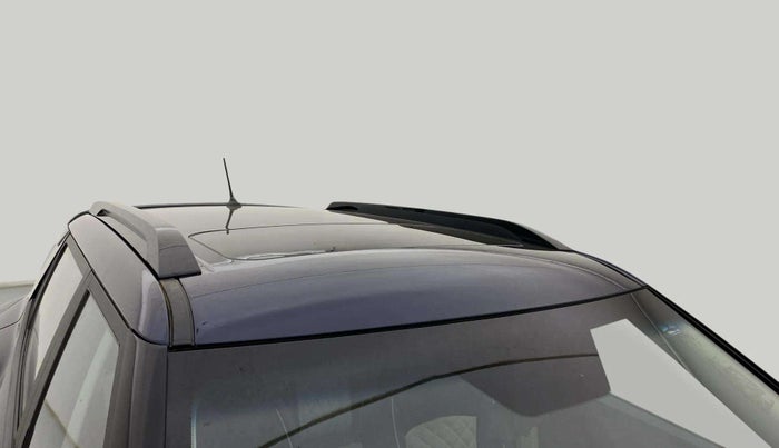 2024 Mahindra XUV 3XO AX5L 1.2 TGDi AT, Petrol, Automatic, 5,468 km, Roof