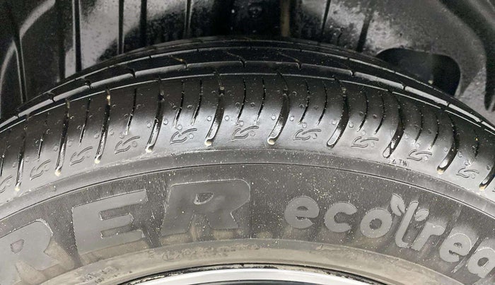 2024 Mahindra XUV 3XO AX5L 1.2 TGDi AT, Petrol, Automatic, 5,468 km, Right Rear Tyre Tread