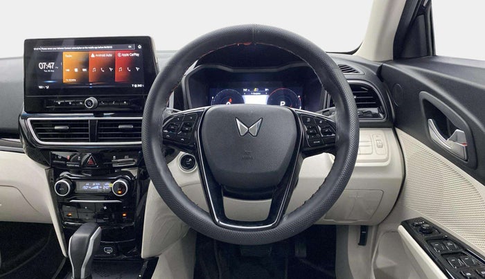 2024 Mahindra XUV 3XO AX5L 1.2 TGDi AT, Petrol, Automatic, 5,468 km, Steering Wheel Close Up