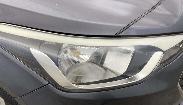 2016 Hyundai Elite i20 ASTA 1.2, Petrol, Manual, 50,395 km, Right headlight - Minor scratches